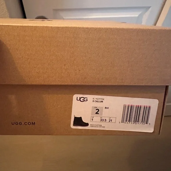 UGG Black K Callum Ankle Boots - Picture 5 of 5